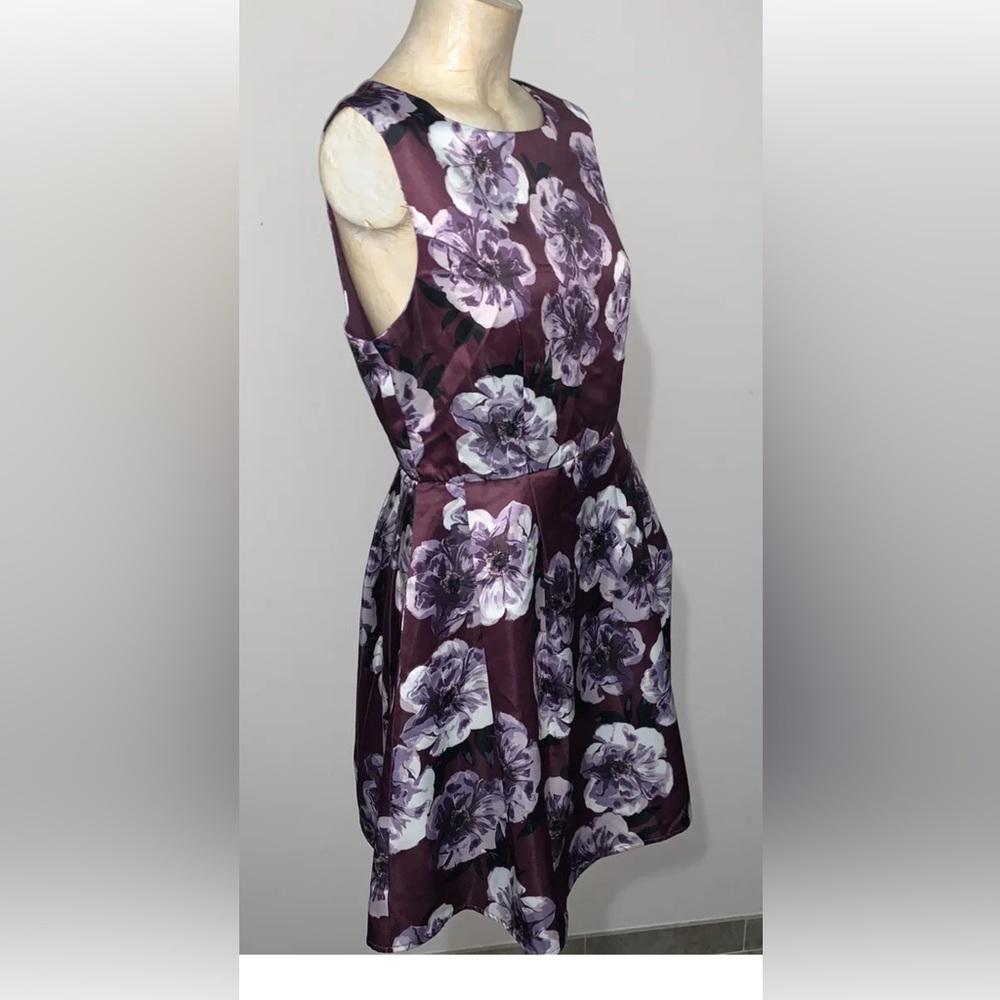 NWT Charlotte Russe Fit & Flare Dress Size L